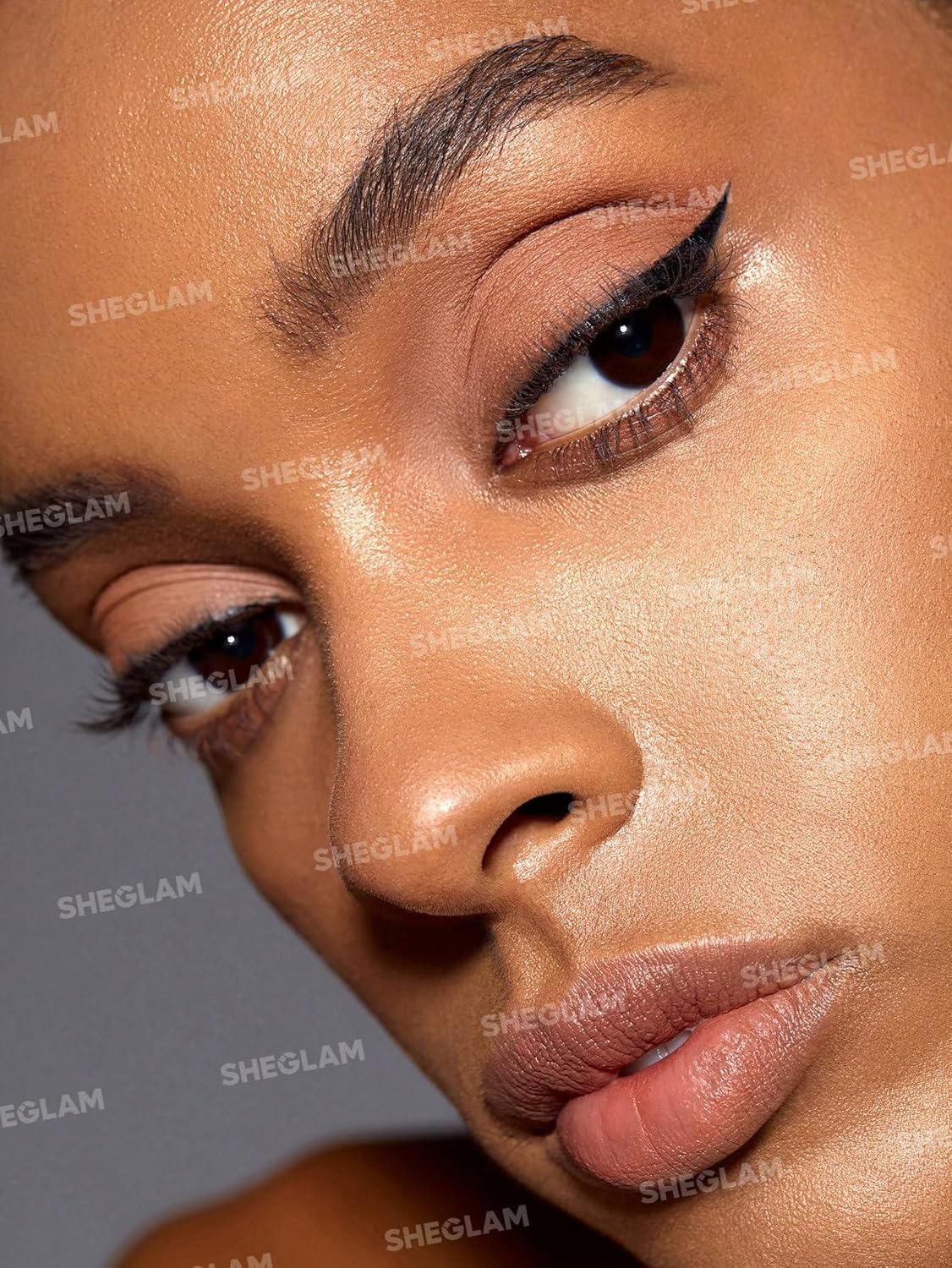 SHEGLAM Get Foxy Eye Stamp & Liner Pen 3 In 1 Waterproof Liquid Eyeliner Pencil Cat Eye Smudge-Proof Long-Lasting