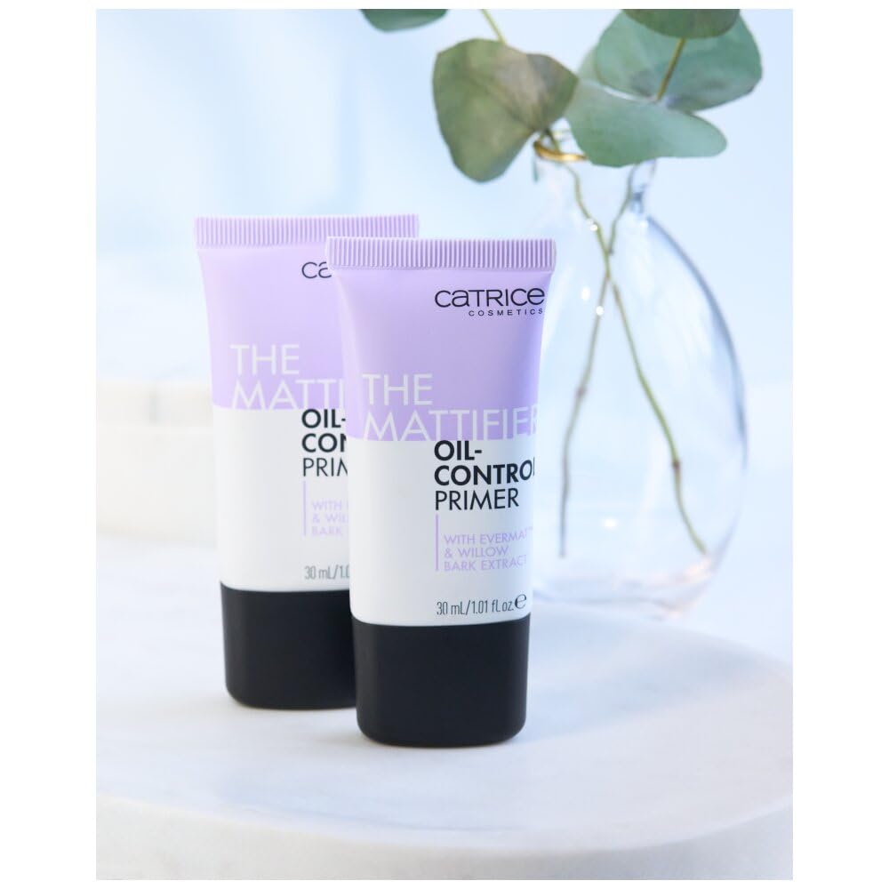 Catrice | The Mattifier Oil-Control Primer | Long Lasting, Pore Refining Make Up Base | Vegan & Cruelty Free | Made Without Oil, Gluten, Parabens, Phthalates & Microplastics