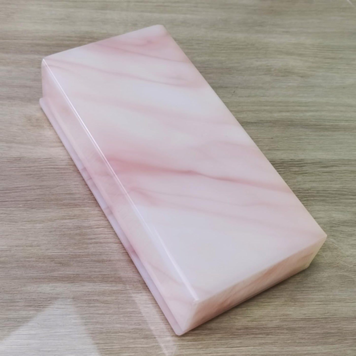 Eyelash Grafting Pallet with Cover, Dust-proof Acrylic Lash Tile holder, Eyelash Extensions Storage Gasket Pads for Beauty Artist Salon Beginners (Marble Pink)