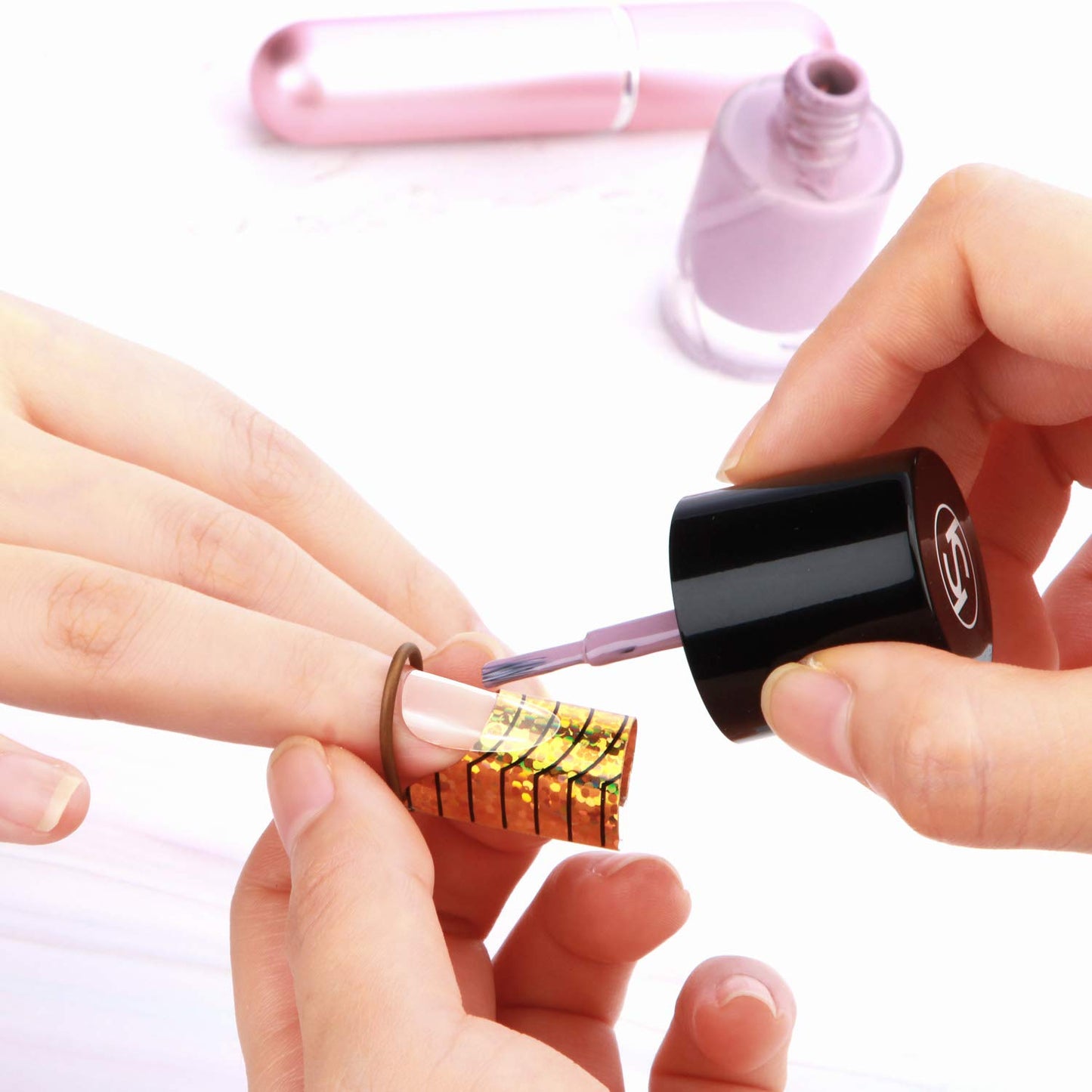 20 Pieces Reusable Nail Extension Forms Guide Protector Nail Tips Acrylic UV Gel Protector for Salon Home Supply(Gold, Silver)