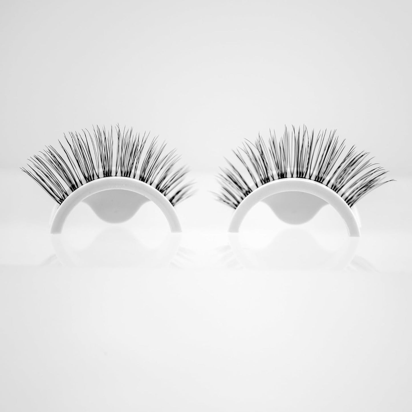 False Eyelashes, 5 Pairs Wispy Light Pre-Glued Self Adhesive Lashes with Applicator (Wispy)