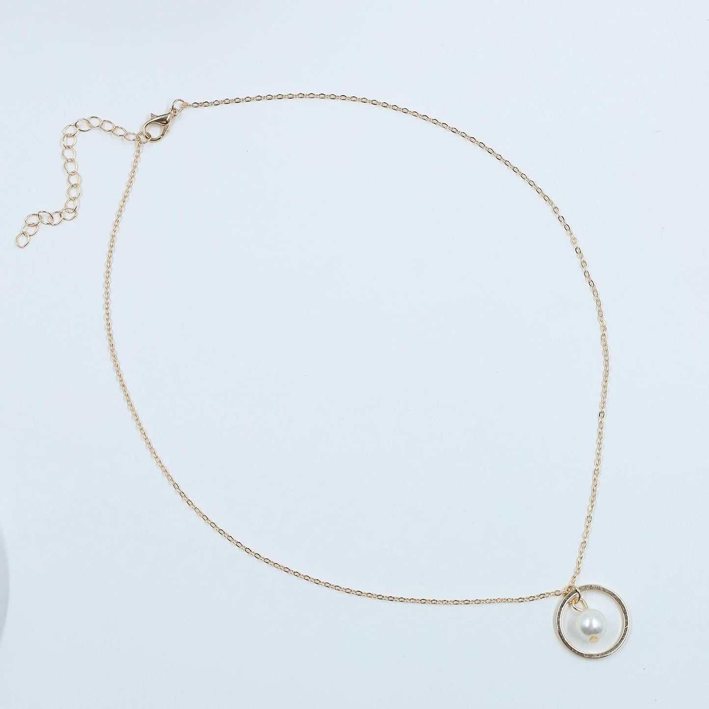 Fashion Pearl Necklace Chain Simple Hollow Ring Pearl Pendant Necklace Jewelry Accessories for Women and Girls