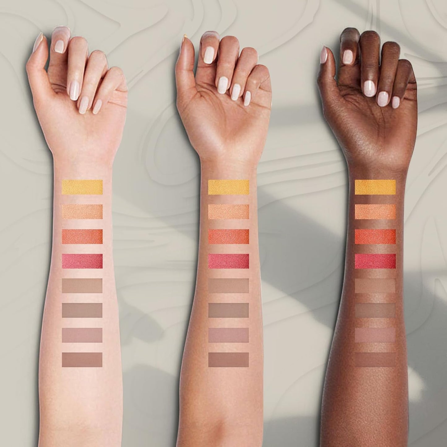 Makeup Kit for Women,All in One Makeup Gift Set for Girls in Cosmetic Train Case (White) With Mirror,Full Cosmetic Kit Includes Eyeshadow Palette,Lipgloss,Blushes,Pencil,Brush Applicators