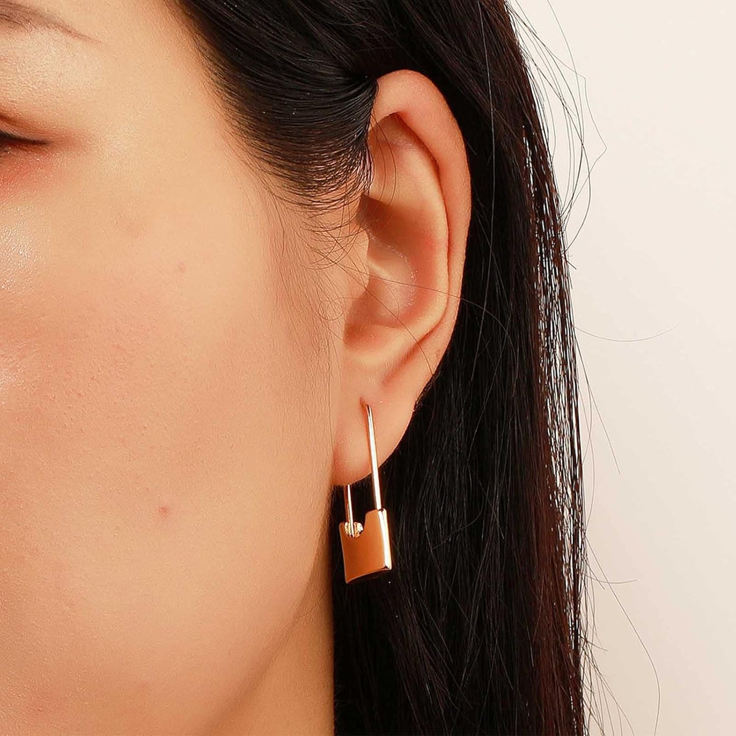 Boho Lock Hoop Earrings Safety Pin Hoop Earrings Gold Lock Huggies Hoop Earrings Personlized Padlock Earrings Jewelry for Women and Girls