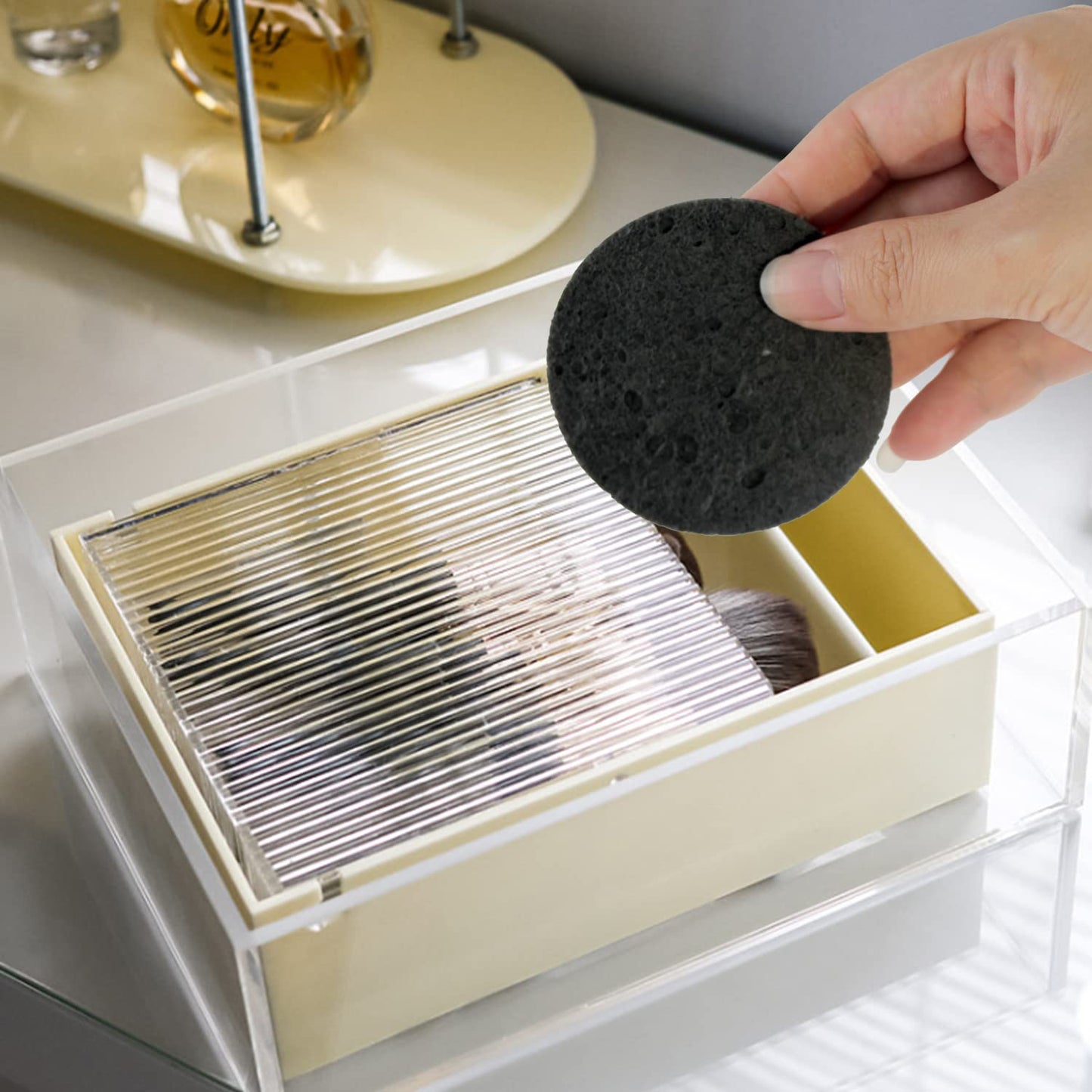 100-Count Facial Sponges Compressed Natural Cellulose Sponge Round Shape Face Sponge for Face Cleansing Exfoliating and Makeup Removal, Black