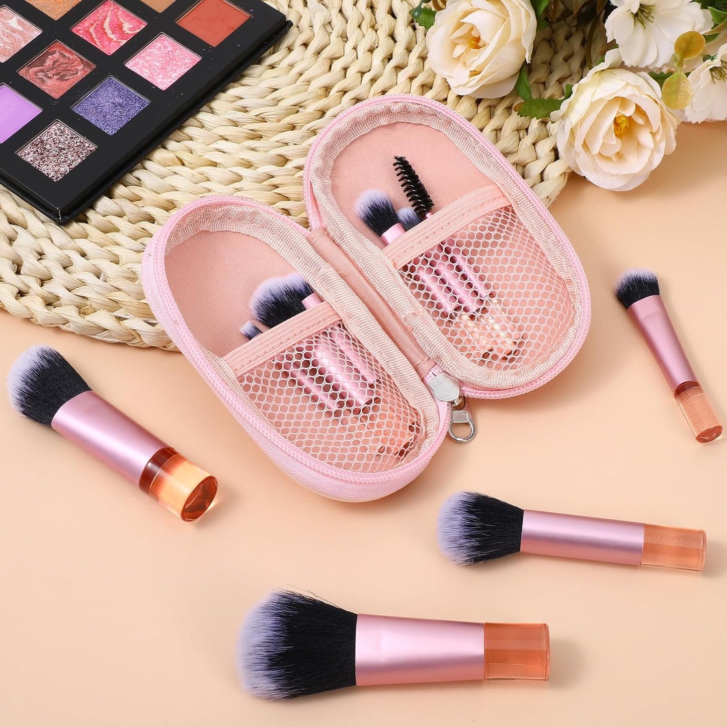 10Pcs Mini Travel Makeup Brush Set With Pink Pouch, Travel Mini Makeup Brushes Portable Brush, Professional Cosmetic Brushes, Travell Essentials Kits for Blush Powder Eye Shadow
