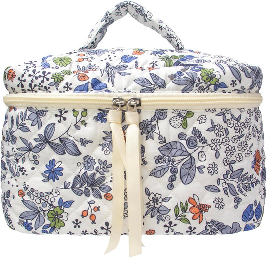 PAZIMIIK Quilted Makeup Bag Large Travel Zipper Soft Cosmetic Case for Women Girls Make Up,Leaf White
