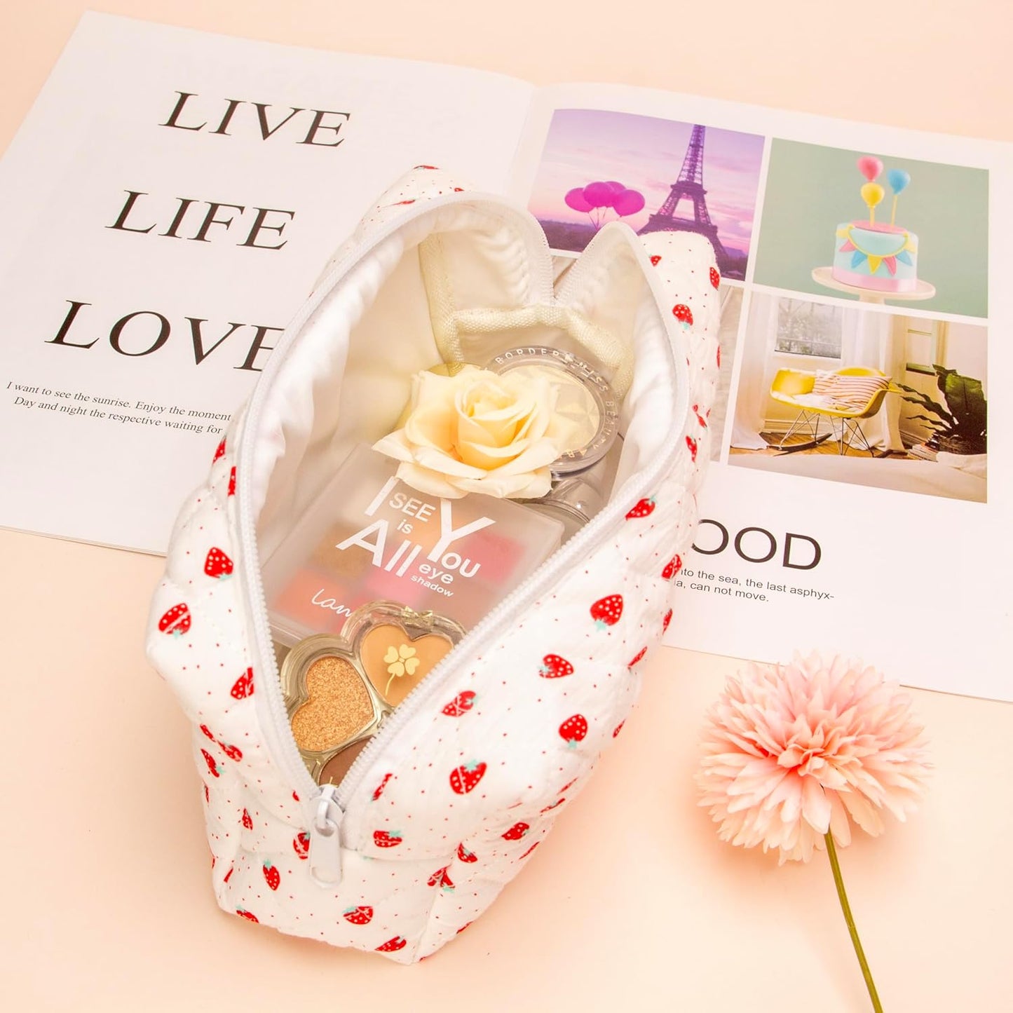 PAZIMIIK Vintage Quilted Makeup Bag Cosmetic Pouch for Brushes Pencils and Travel Make Up Accessories for Women and Girls Strawberry