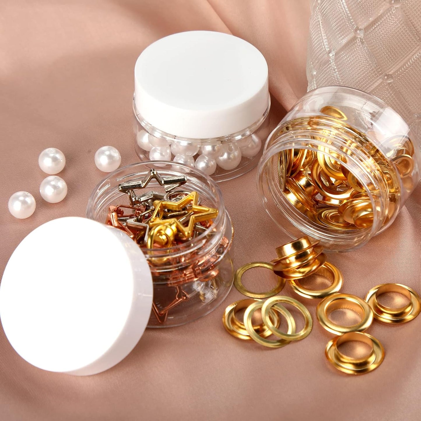 SATINIOR 200 Pcs 2 oz Empty Plastic Jars Round Clear Cosmetic Container Jars with Lids Small Makeup Clear Jars with Lids for Travel Storage Lotion Cream Eye Shadow Jewelry Paint Ointments Samples